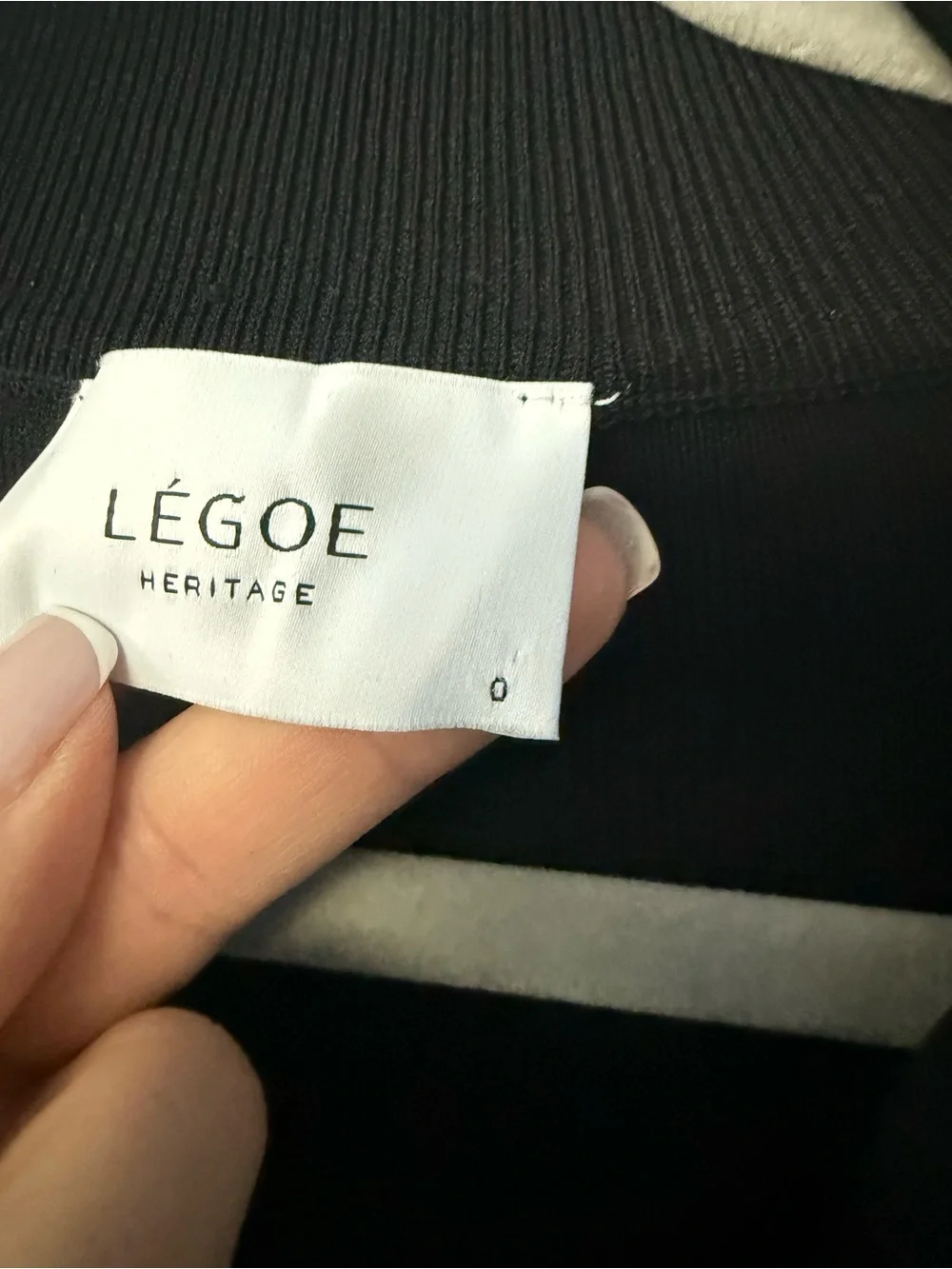 LEGOE Heritage LS button down collar top oversize bell sleeve Size 0